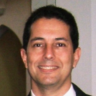 Foto de Carlos Oliveira - Ex-aluno da pós-graduação Engenharia de Software